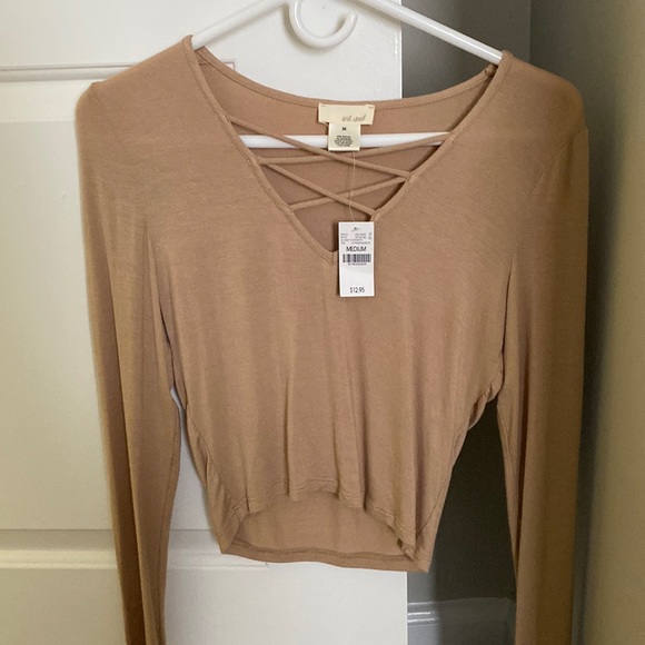 NWT Tan long sleeved cropped shirt - Picture 1 of 2